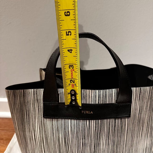 Rare! Furla Divide-it Tote Black and White Striped Medium Sized Shopper Tote Bag - Picture 13 of 13